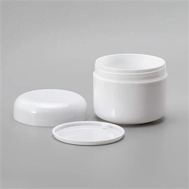 Plastic cosmetische pot